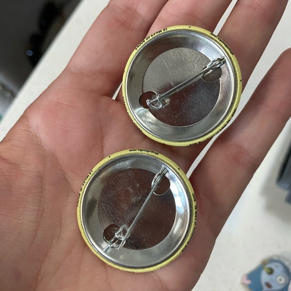 Lemonade Beyoncé Pins - Picture 2 of 2